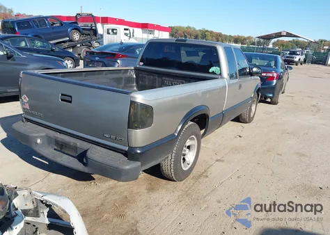 1998 Chevrolet S-10 Ls Fleetside из США, поврежденный, VIN 1GCCS19X0WK123534